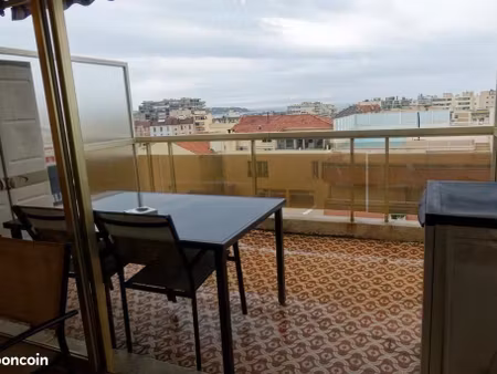 studio 1 pièce 25 m²