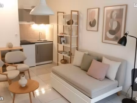 bail mobilité appartement meublé de charme – toulon centre opéra – calme & modernité