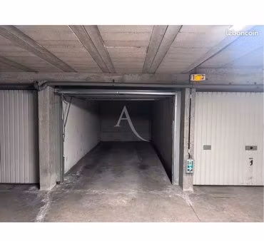 parking / box