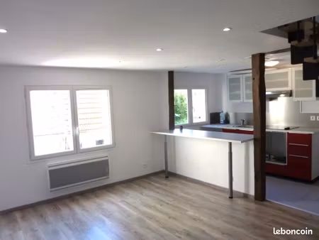 vend appartement f2 48m2