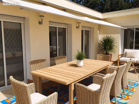 haut de villa t3/t4 panneaux solaires