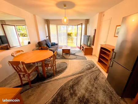 bel appartement 50m2 centre mérignac