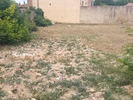 terrain 617 m² ornaisons