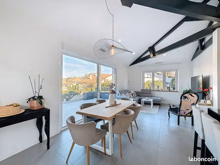 maison rive droite