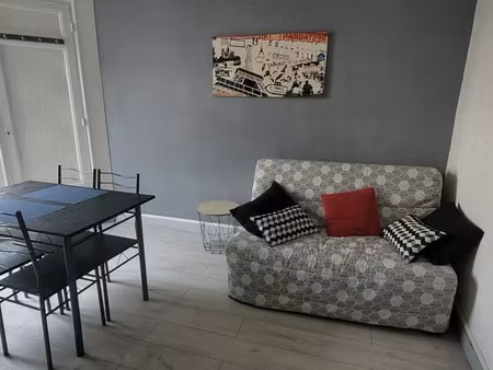 location studio 24 m2 toulon