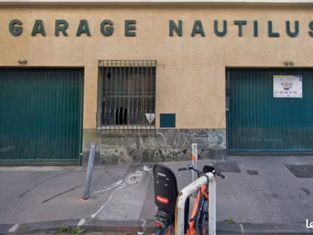 place de parking coteau