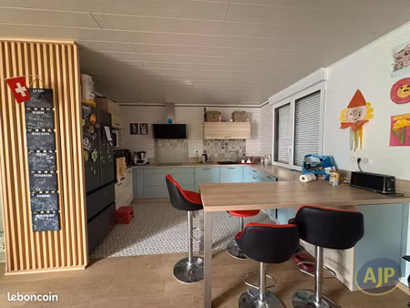 maison 6 pièces 123 m²