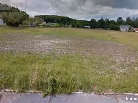 terrain 450 m² pomacle