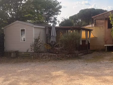 mobilhome dans camping résidentiel
