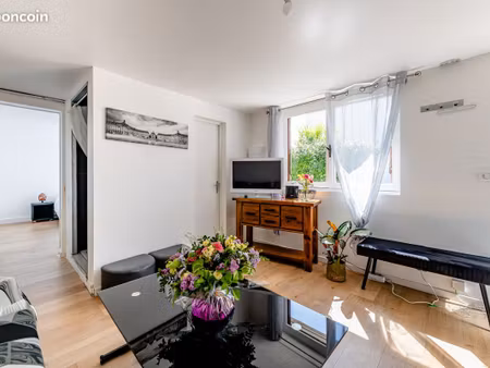 maison de plain pied avec jardin