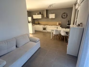 maison meublée 3 chambres, nîmes ville active