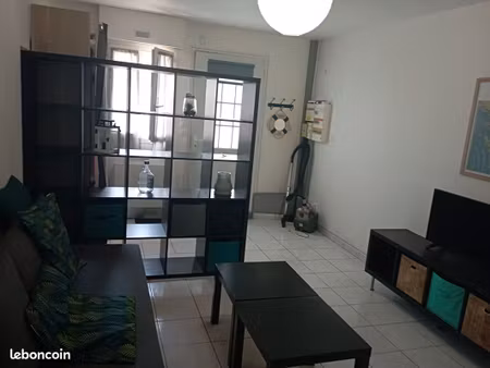studio 1 pièce 37 m²