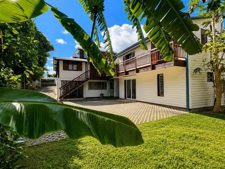 loue maison 240m2 avec jardin fruitier et vue ocean