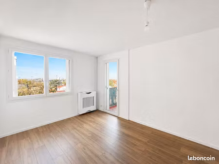 appartement 3 pièces 69 m²