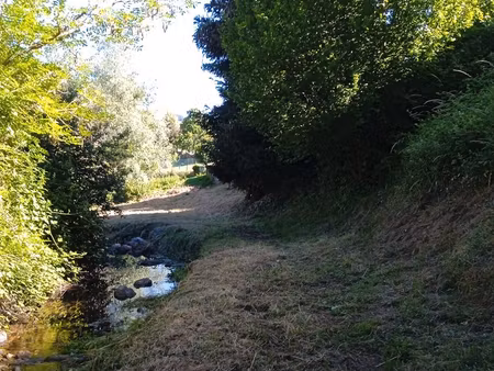 pour supporter les canicules voici l’hort du riou, au pays de lafayette, un domaine de 400
