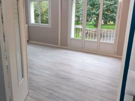 appartement 4 pièces 83 m² en rdc
