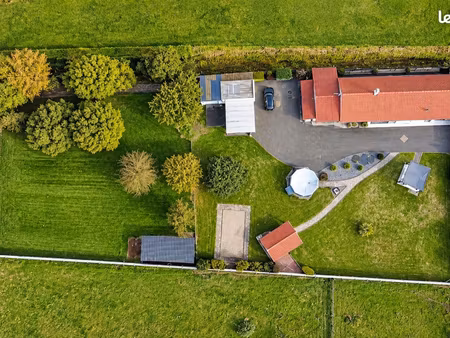 propriété 5 pièces 144 m²
