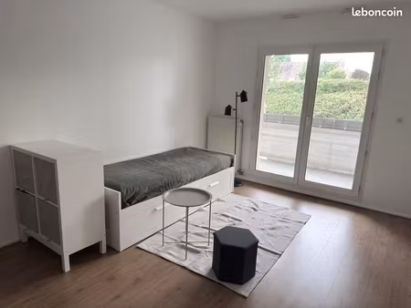 studio meublé de 27 m² avec balcon, cave et parking – saint-germain-lès-corbeil