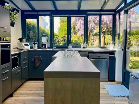 maison 6 pièces 146 m²
