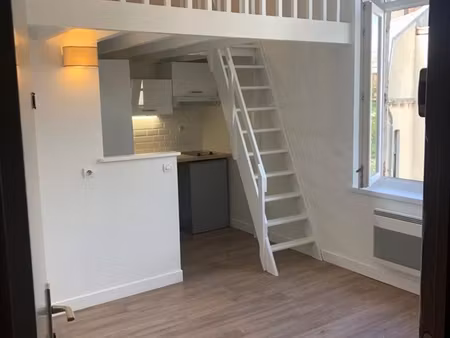 studio 16m² - république