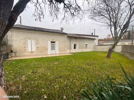 maison charentaise entièrement rénovée