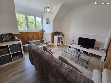 immeuble 7 pièces 153 m²