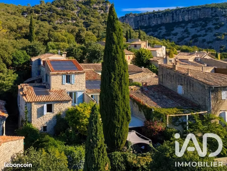 maison de village 10 pièces 218 m²