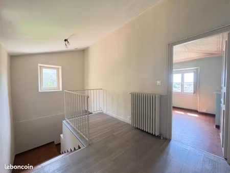 appartement 3 pièces 103 m²