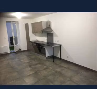 appartement t3 en rez-de-chaussée avec terrasse en centre ville