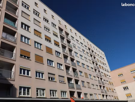 appartement 3 pièces 62 m²