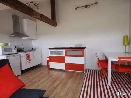 metz fac bridoux, grand studio avec parking