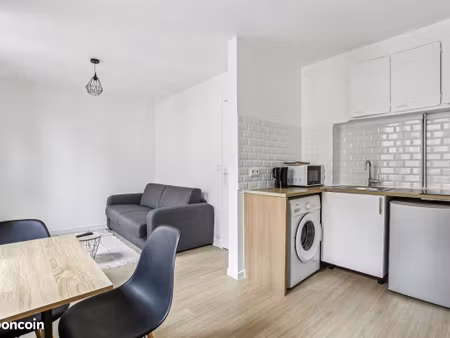 studio 1 pièce 23 m²