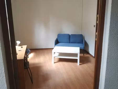 appartement meublé montaigne-victoire-v.hugo avec cuisine séparée