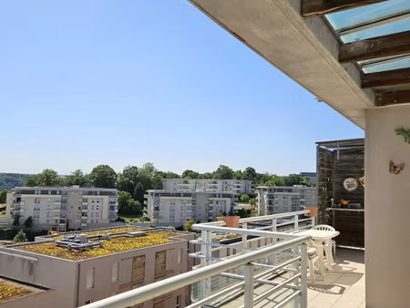 bel appartement de 109 m2 situé dans le secteur prisé de bourran à rodez