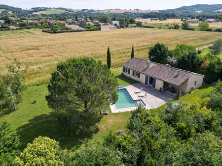 à vendre villa plain-pied t4 de 92 m2 avec piscine à bessières - 31660