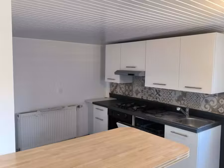 maison avec extérieur idéal premier achat ou investissemen