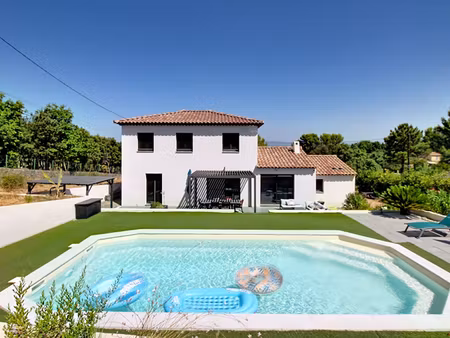 a vendre en exclusivité à vidauban maison contemporaine de 138m² 5 chambres garage sur...