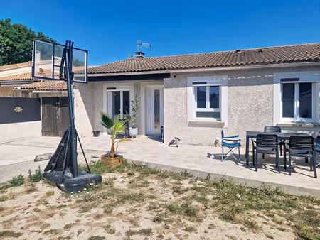 maison montfavet 4 pièce(s) 94 m2 sur 268 m² de terrain.