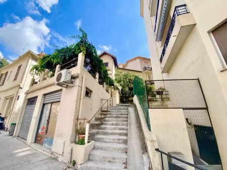location meublée appartement 3 pièces 45.71 m² à nice (06000), 1 070 €