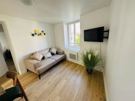 location meublée appartement 2 pièces 30 m² à argenteuil (95100), 1 030 €