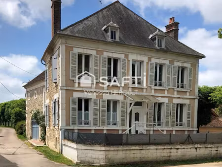 vente maison 8 pièces 220 m² à saint-sauveur-en-puisaye (89520), 161 000 €