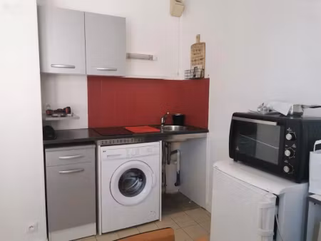 location meublée appartement 1 pièce 28 m² à poitiers (86000), 510 €