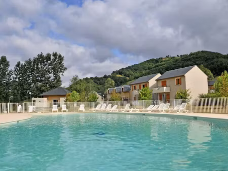 vente appartement 3 pièces 38 m² à saint-geniez-d'olt (12130), 65 880 €