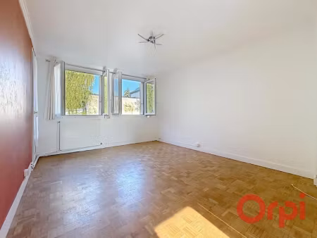 location appartement 4 pièces 67.44 m² à verrieres-le-buisson (91370), 1 300 €