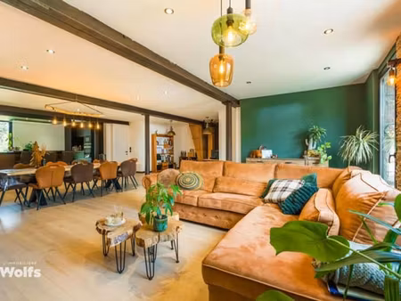 superbe appartement entièrement rénové avec goût !