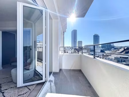 madou / splendide penthouse meublé de 60m², 1ch, terrasse