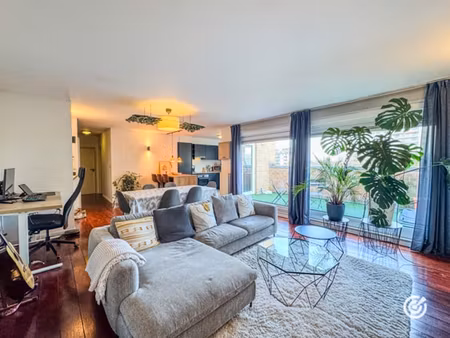 evere - appart 1ch de 90 m² meublé avec terrasse orienté est