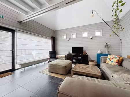 centre de bruxelles : magnifique maison + jardin + parking