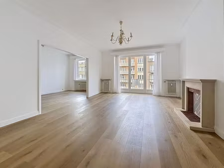 sublime appartement 2 chambres de standing à 2 pas du bois d