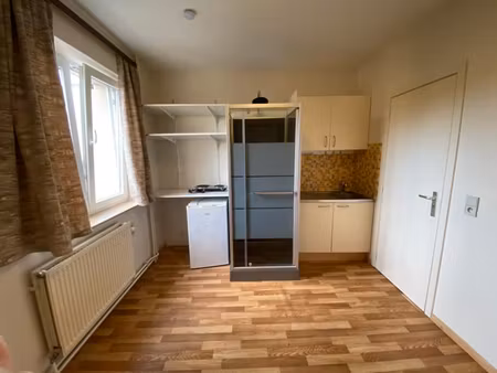 studio (chambre), plein centre de wavre